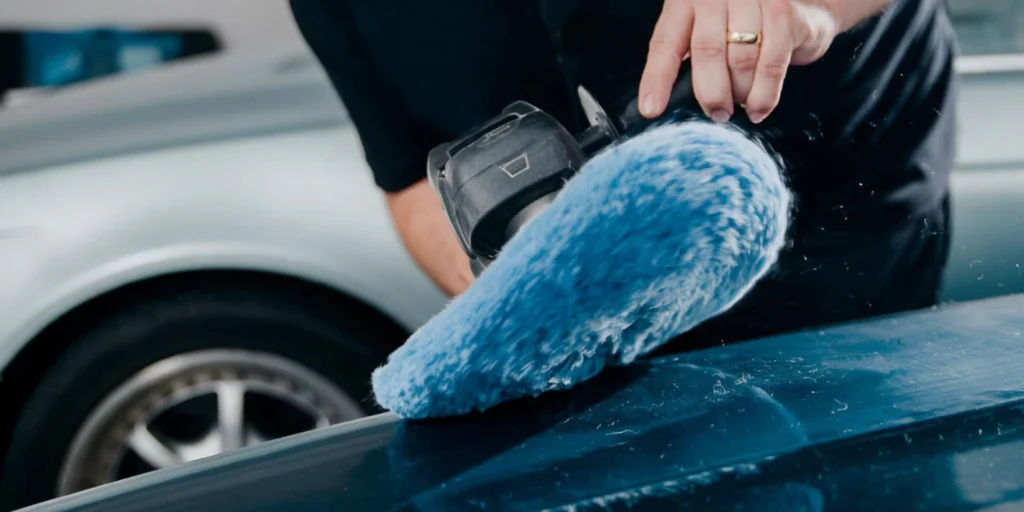 Learn why keeping pads flat on the surface and using the full pad face can make a big impact on machine polishing effectiveness.